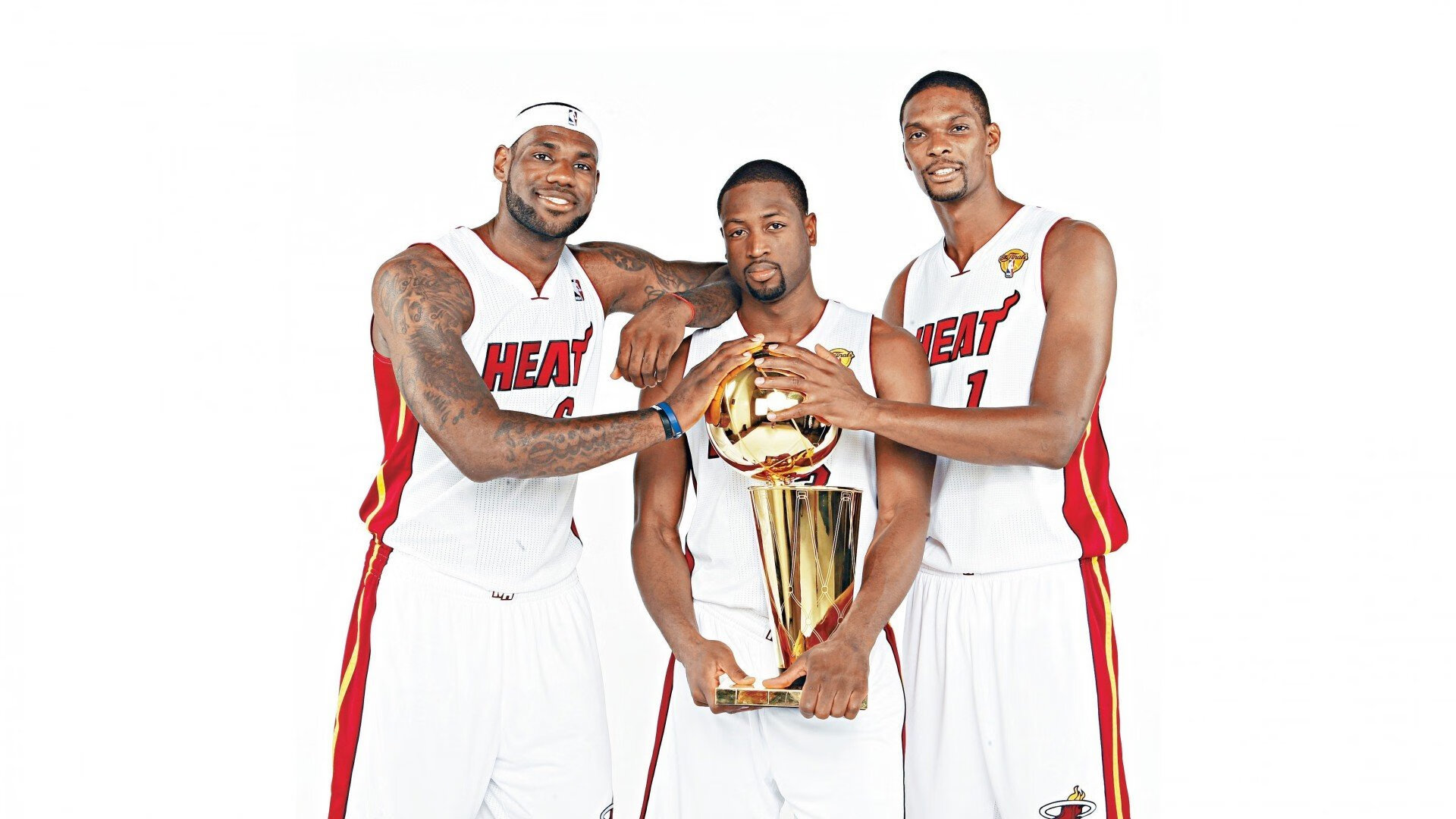 开云体育APP下载-史上最精彩的“妙传”瞬间:斯托亚科维奇在快攻中送出助攻绝杀!